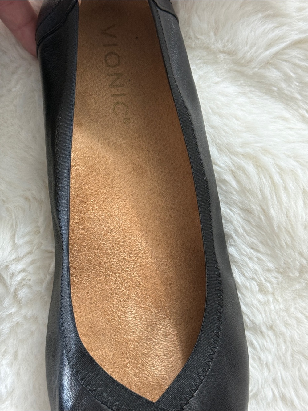 Vionic Caroll Orthotic Leather Ballet Flats - Picture 8 of 9